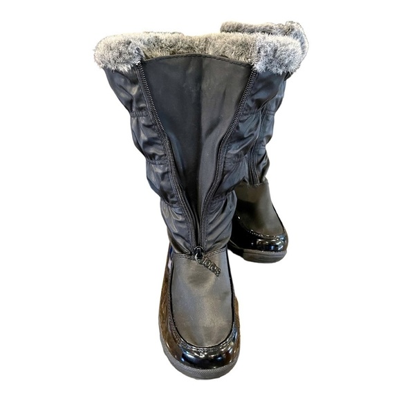 TOTES, WOMENS INSULATED, WATERPROOF, ALL WEATHER BOOTS. RUBBER SOLE. SIZE 8M - Picture 3 of 7